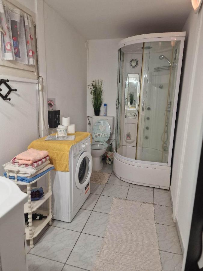 Kerekparos Es Zarandok Vendeghaz Villa Apostag Exteriör bild